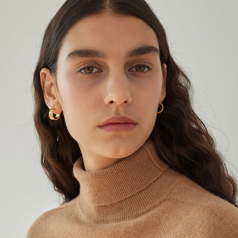 Simple Minimalist Wide Hoop Earrings midi hoops